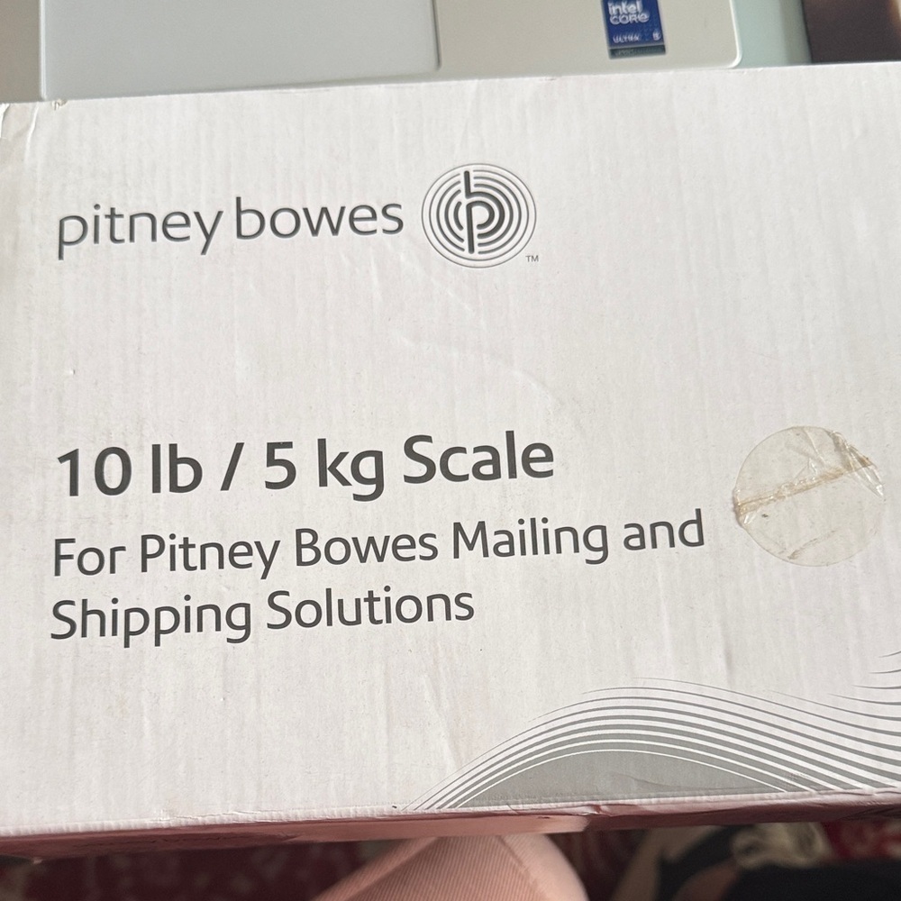 Pitney Bowes 10 lb / 5 kg Scale New in Box